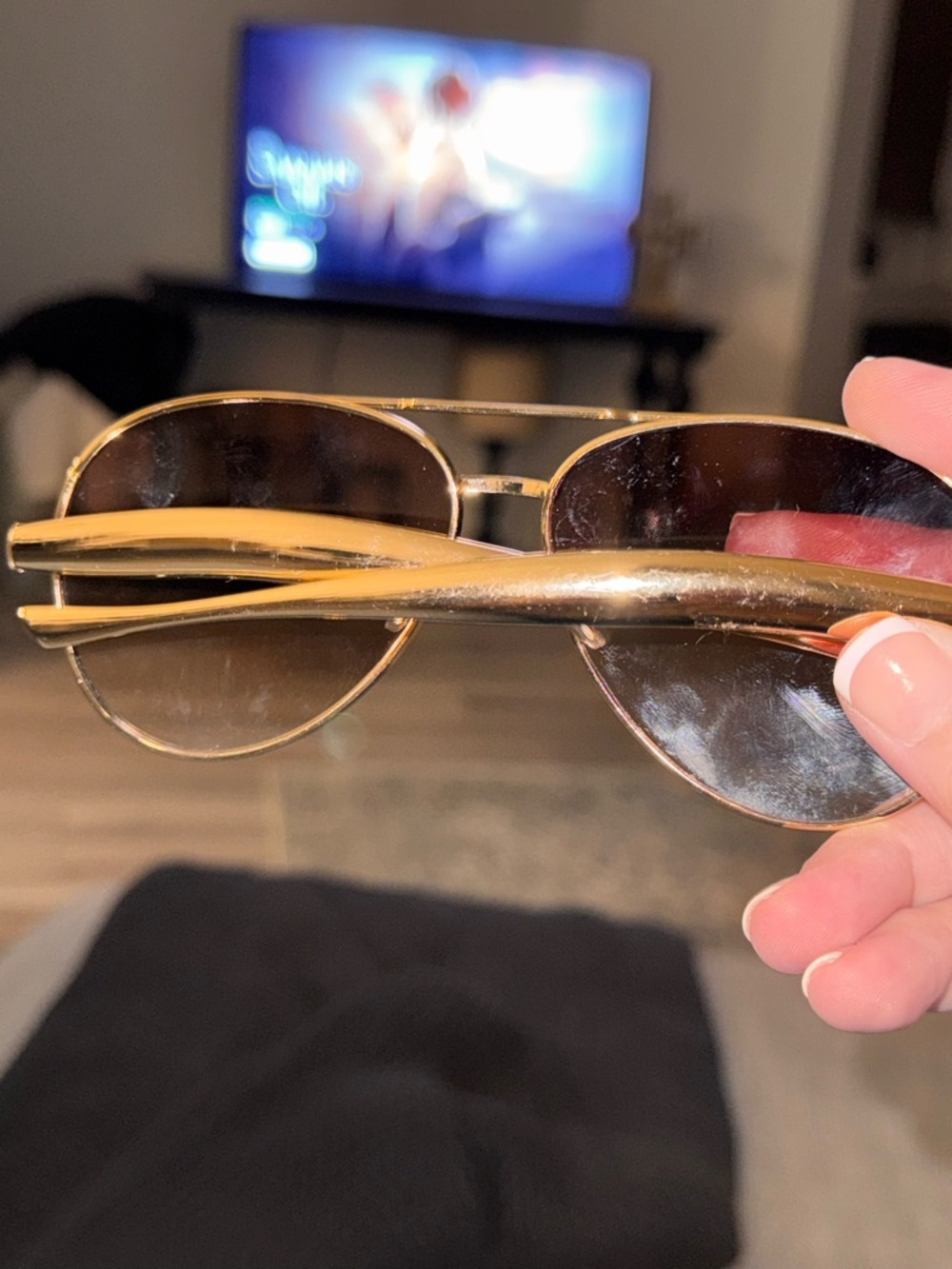 Gold Aviator Sunglasses with Brown Gradient Lenses - Picture 2 of 2